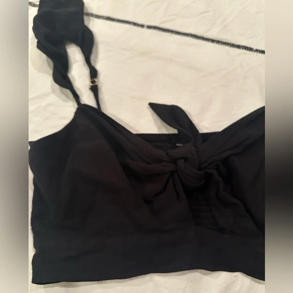 GUESS Womens Charissa Black Off-the-shoulder Knot-front Crop Top XS $58 - Picture 6 of 10